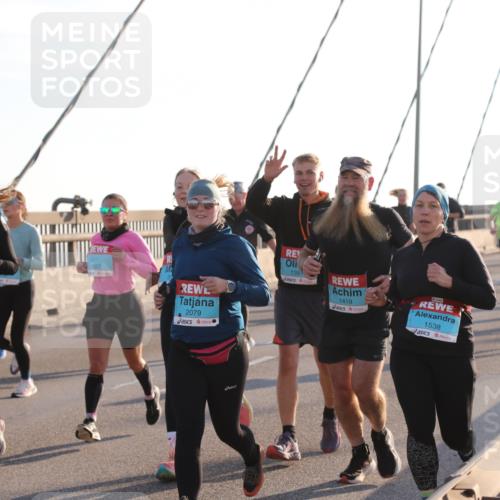 03.10.2025 - Köhlbrandbrückenlauf Yannick Fuchs http://msf.ph/oto/9178382 03.10.2025 08:31:08 Position 1 2957, 3827, 2079, 139, 1419, 1538 meine-sportfotos.de