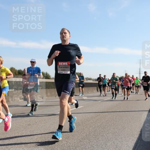 03.10.2025 - Köhlbrandbrückenlauf Yannick Fuchs http://msf.ph/oto/9178402 03.10.2025 11:17:51 Position 3 5753, 6366 meine-sportfotos.de
