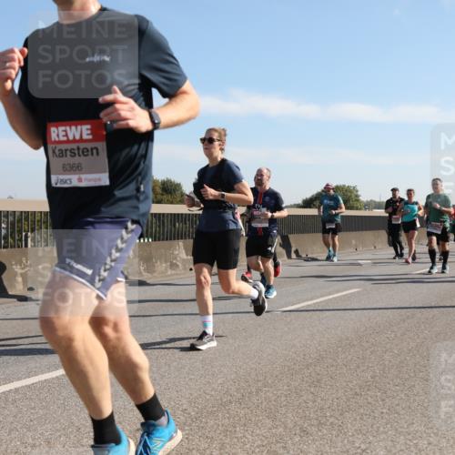03.10.2025 - Köhlbrandbrückenlauf Yannick Fuchs http://msf.ph/oto/9178413 03.10.2025 11:17:51 Position 3 6366 meine-sportfotos.de
