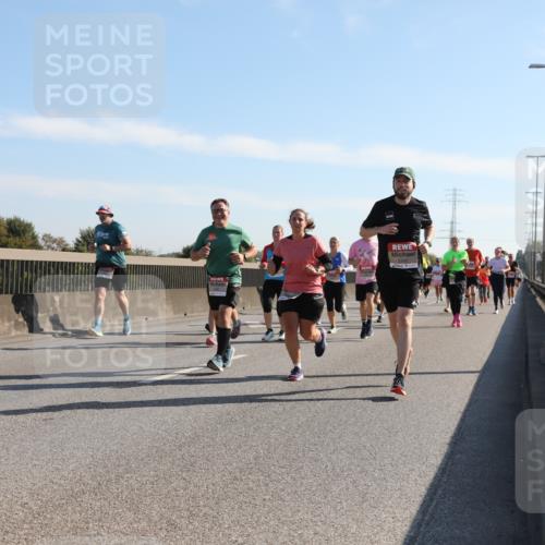 03.10.2025 - Köhlbrandbrückenlauf Yannick Fuchs http://msf.ph/oto/9178441 03.10.2025 11:17:53 Position 3  meine-sportfotos.de