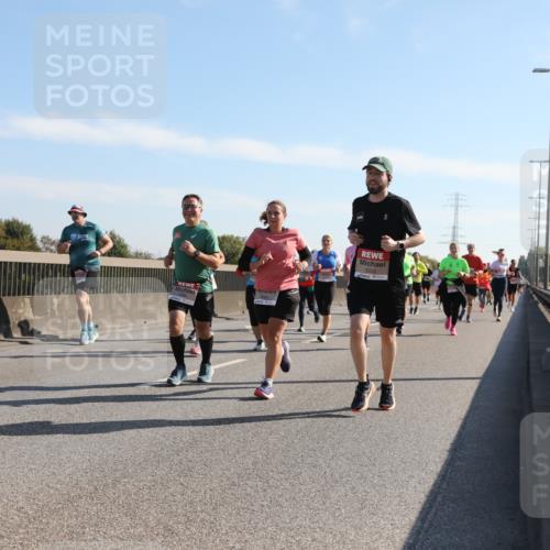 03.10.2025 - Köhlbrandbrückenlauf Yannick Fuchs http://msf.ph/oto/9178447 03.10.2025 11:17:53 Position 3 5242 meine-sportfotos.de