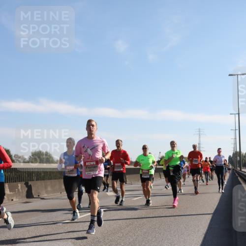 03.10.2025 - Köhlbrandbrückenlauf Yannick Fuchs http://msf.ph/oto/9178464 03.10.2025 11:17:55 Position 3 4448 meine-sportfotos.de