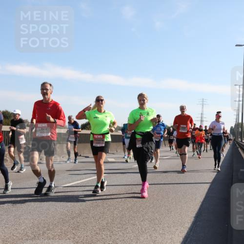 03.10.2025 - Köhlbrandbrückenlauf Yannick Fuchs http://msf.ph/oto/9178479 03.10.2025 11:17:57 Position 3 6175 meine-sportfotos.de