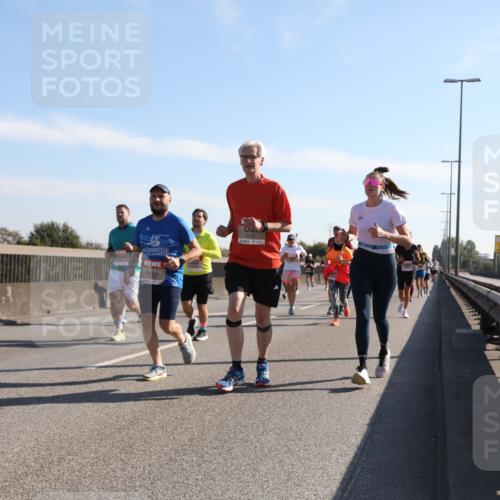 03.10.2025 - Köhlbrandbrückenlauf Yannick Fuchs http://msf.ph/oto/9178503 03.10.2025 11:17:59 Position 3 6719, 4176 meine-sportfotos.de