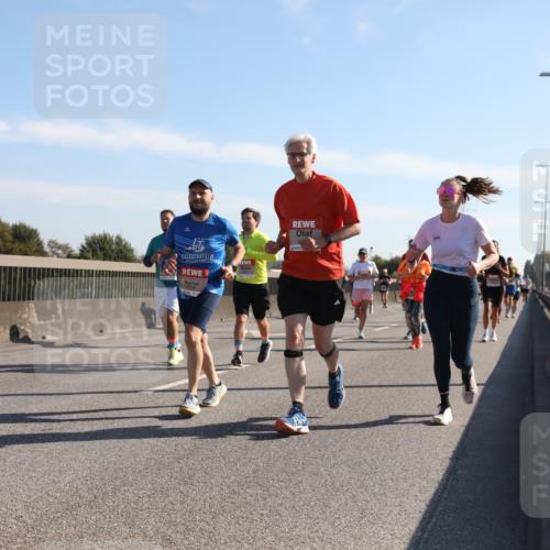 03.10.2025 - Köhlbrandbrückenlauf Yannick Fuchs http://msf.ph/oto/9178505 03.10.2025 11:17:59 Position 3 6719 meine-sportfotos.de