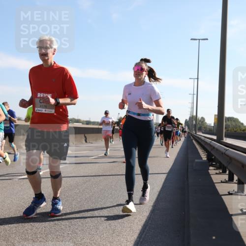 03.10.2025 - Köhlbrandbrückenlauf Yannick Fuchs http://msf.ph/oto/9178513 03.10.2025 11:17:59 Position 3 6719, 4176 meine-sportfotos.de