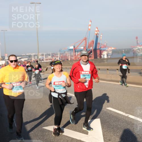 03.10.2025 - Köhlbrandbrückenlauf Yannick Fuchs http://msf.ph/oto/9178514 03.10.2025 08:50:15 Position 2 1667, 1650 meine-sportfotos.de