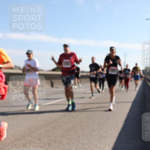 03.10.2025 - Köhlbrandbrückenlauf Yannick Fuchs http://msf.ph/oto/9178548 03.10.2025 11:18:02 Position 3  meine-sportfotos.de