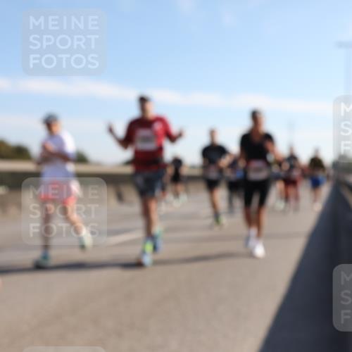 03.10.2025 - Köhlbrandbrückenlauf Yannick Fuchs http://msf.ph/oto/9178550 03.10.2025 11:18:02 Position 3  meine-sportfotos.de