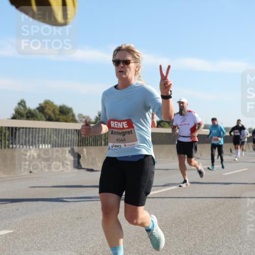 03.10.2025 - Köhlbrandbrückenlauf Yannick Fuchs http://msf.ph/oto/9178598 03.10.2025 11:18:07 Position 3 4544 meine-sportfotos.de