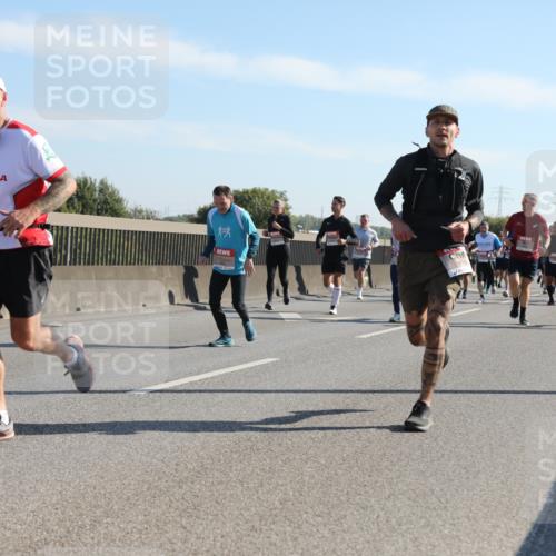 03.10.2025 - Köhlbrandbrückenlauf Yannick Fuchs http://msf.ph/oto/9178609 03.10.2025 11:18:09 Position 3  meine-sportfotos.de
