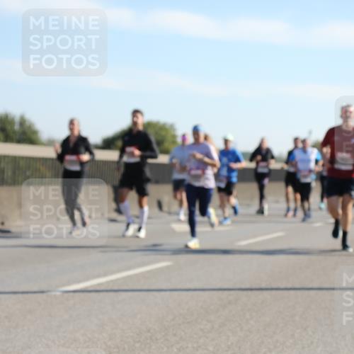03.10.2025 - Köhlbrandbrückenlauf Yannick Fuchs http://msf.ph/oto/9178622 03.10.2025 11:18:10 Position 3  meine-sportfotos.de