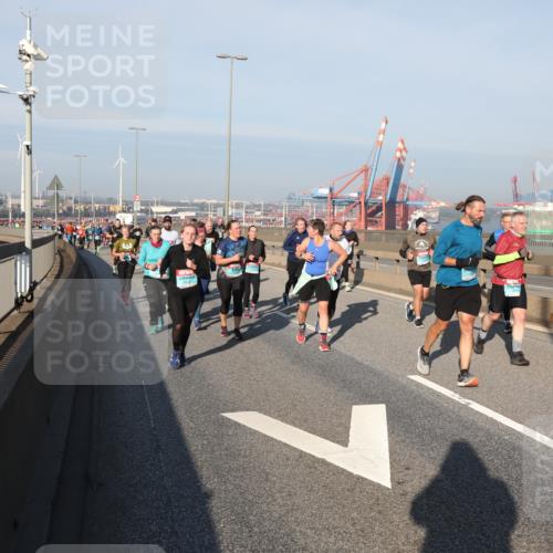 03.10.2025 - Köhlbrandbrückenlauf Yannick Fuchs http://msf.ph/oto/9178639 03.10.2025 08:50:29 Position 2  meine-sportfotos.de