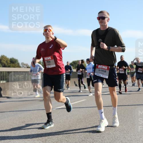 03.10.2025 - Köhlbrandbrückenlauf Yannick Fuchs http://msf.ph/oto/9178644 03.10.2025 11:18:13 Position 3 6305, 4761 meine-sportfotos.de