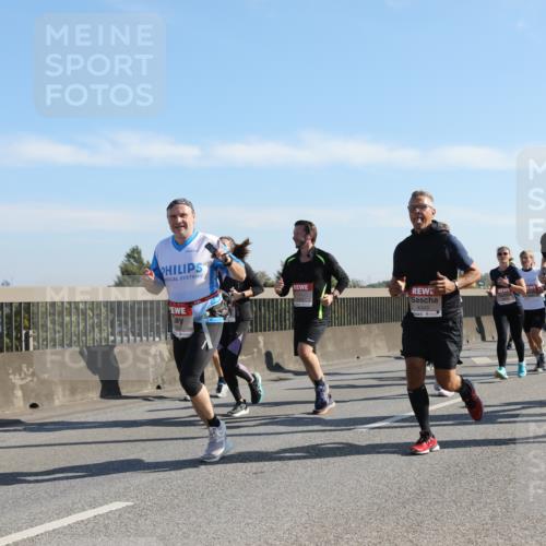 03.10.2025 - Köhlbrandbrückenlauf Yannick Fuchs http://msf.ph/oto/9178661 03.10.2025 11:18:15 Position 3 5740, 4343 meine-sportfotos.de