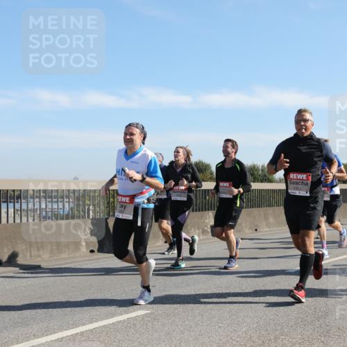 03.10.2025 - Köhlbrandbrückenlauf Yannick Fuchs http://msf.ph/oto/9178664 03.10.2025 11:18:15 Position 3 4343 meine-sportfotos.de