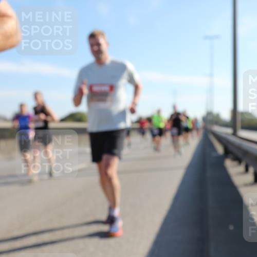 03.10.2025 - Köhlbrandbrückenlauf Yannick Fuchs http://msf.ph/oto/9178706 03.10.2025 11:18:20 Position 3  meine-sportfotos.de