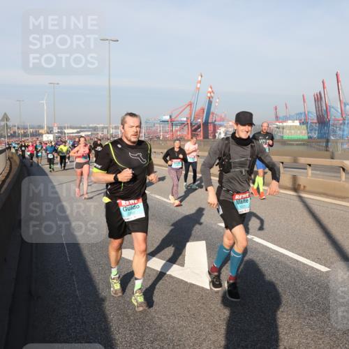 03.10.2025 - Köhlbrandbrückenlauf Yannick Fuchs http://msf.ph/oto/9178707 03.10.2025 08:50:37 Position 2 2392, 1031 meine-sportfotos.de