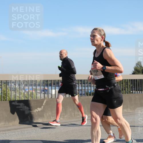 03.10.2025 - Köhlbrandbrückenlauf Yannick Fuchs http://msf.ph/oto/9178713 03.10.2025 11:18:21 Position 3 6680 meine-sportfotos.de