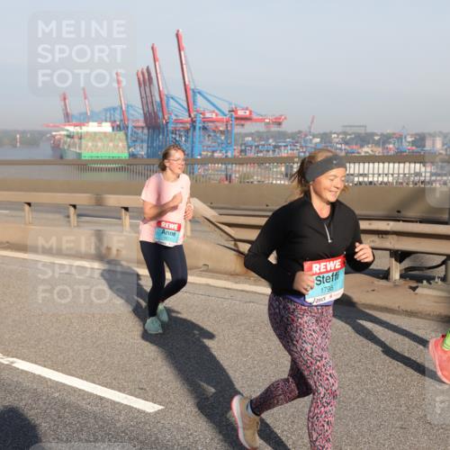 03.10.2025 - Köhlbrandbrückenlauf Yannick Fuchs http://msf.ph/oto/9178732 03.10.2025 08:50:39 Position 2 1672, 1795, 118 meine-sportfotos.de