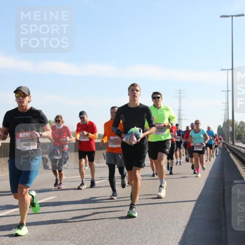 03.10.2025 - Köhlbrandbrückenlauf Yannick Fuchs http://msf.ph/oto/9178744 03.10.2025 11:18:24 Position 3 4325 meine-sportfotos.de
