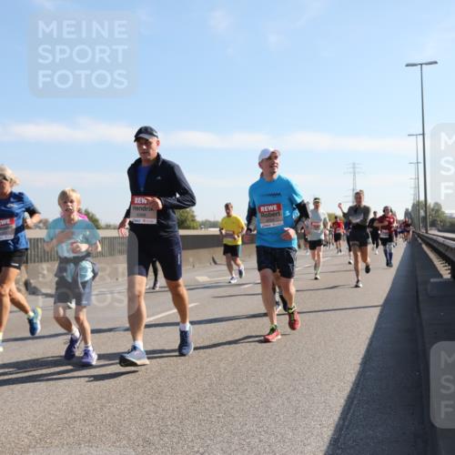03.10.2025 - Köhlbrandbrückenlauf Yannick Fuchs http://msf.ph/oto/9178800 03.10.2025 11:18:30 Position 3 6388 meine-sportfotos.de
