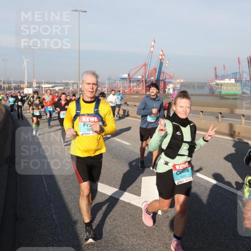 03.10.2025 - Köhlbrandbrückenlauf Yannick Fuchs http://msf.ph/oto/9178807 03.10.2025 08:50:48 Position 2 305, 1503 meine-sportfotos.de