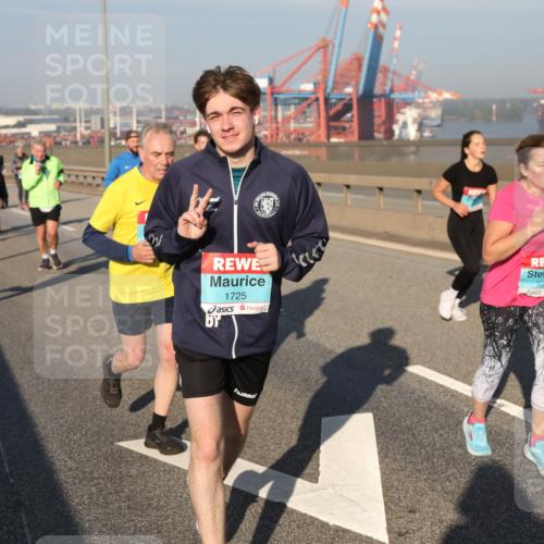 03.10.2025 - Köhlbrandbrückenlauf Yannick Fuchs http://msf.ph/oto/9178854 03.10.2025 08:50:54 Position 2 1725 meine-sportfotos.de