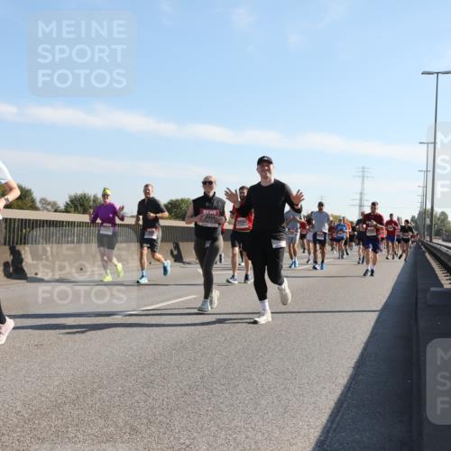 03.10.2025 - Köhlbrandbrückenlauf Yannick Fuchs http://msf.ph/oto/9178886 03.10.2025 11:18:38 Position 3 6068 meine-sportfotos.de