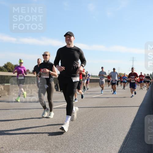 03.10.2025 - Köhlbrandbrückenlauf Yannick Fuchs http://msf.ph/oto/9178897 03.10.2025 11:18:39 Position 3 6217 meine-sportfotos.de