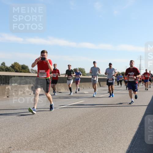 03.10.2025 - Köhlbrandbrückenlauf Yannick Fuchs http://msf.ph/oto/9178916 03.10.2025 11:18:40 Position 3  meine-sportfotos.de