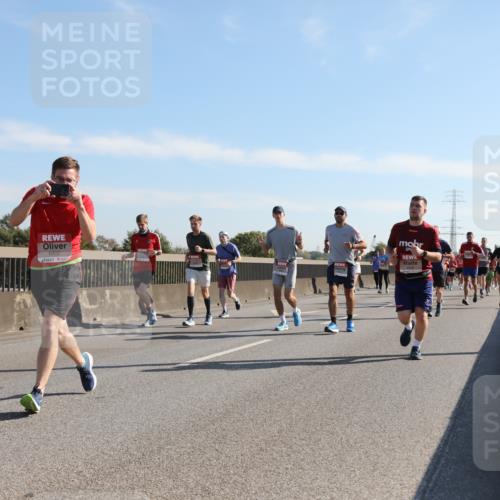 03.10.2025 - Köhlbrandbrückenlauf Yannick Fuchs http://msf.ph/oto/9178921 03.10.2025 11:18:41 Position 3 6202 meine-sportfotos.de