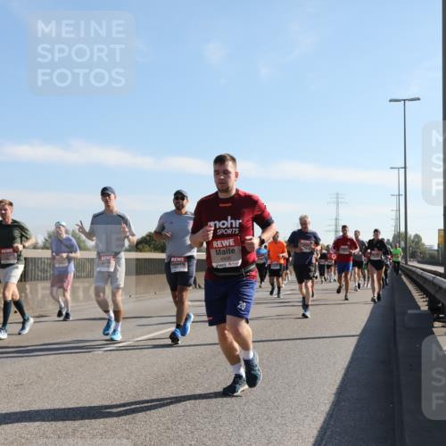 03.10.2025 - Köhlbrandbrückenlauf Yannick Fuchs http://msf.ph/oto/9178934 03.10.2025 11:18:42 Position 3 4908, 20 meine-sportfotos.de