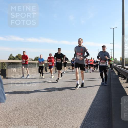 03.10.2025 - Köhlbrandbrückenlauf Yannick Fuchs http://msf.ph/oto/9178990 03.10.2025 11:18:47 Position 3  meine-sportfotos.de