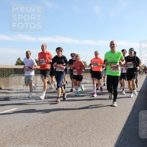 03.10.2025 - Köhlbrandbrückenlauf Yannick Fuchs http://msf.ph/oto/9179026 03.10.2025 11:18:51 Position 3 4454 meine-sportfotos.de