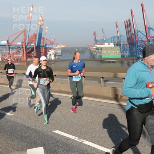 03.10.2025 - Köhlbrandbrückenlauf Yannick Fuchs http://msf.ph/oto/9179051 03.10.2025 08:51:30 Position 2 24, 2836 meine-sportfotos.de