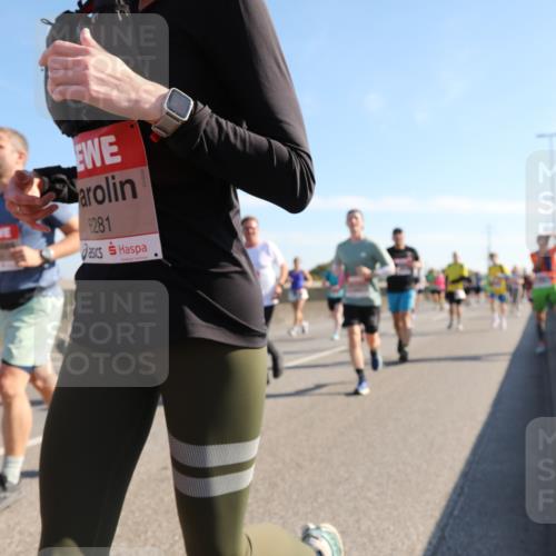 03.10.2025 - Köhlbrandbrückenlauf Yannick Fuchs http://msf.ph/oto/9179068 03.10.2025 11:18:54 Position 3 281 meine-sportfotos.de
