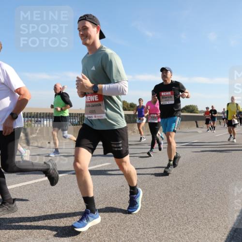 03.10.2025 - Köhlbrandbrückenlauf Yannick Fuchs http://msf.ph/oto/9179082 03.10.2025 11:18:56 Position 3 4305 meine-sportfotos.de