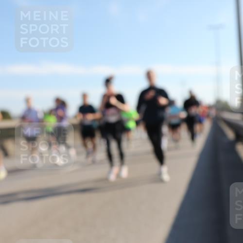 03.10.2025 - Köhlbrandbrückenlauf Yannick Fuchs http://msf.ph/oto/9179137 03.10.2025 11:19:02 Position 3  meine-sportfotos.de