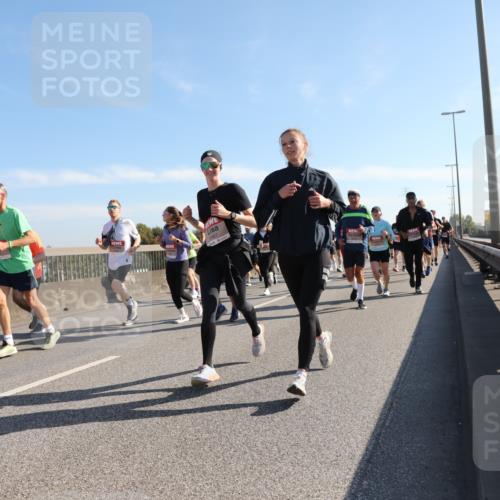 03.10.2025 - Köhlbrandbrückenlauf Yannick Fuchs http://msf.ph/oto/9179143 03.10.2025 11:19:02 Position 3 6487 meine-sportfotos.de