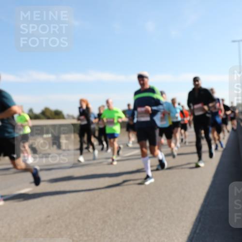 03.10.2025 - Köhlbrandbrückenlauf Yannick Fuchs http://msf.ph/oto/9179155 03.10.2025 11:19:03 Position 3  meine-sportfotos.de