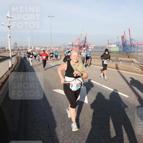 03.10.2025 - Köhlbrandbrückenlauf Yannick Fuchs http://msf.ph/oto/9179159 03.10.2025 08:51:42 Position 2  meine-sportfotos.de