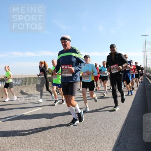 03.10.2025 - Köhlbrandbrückenlauf Yannick Fuchs http://msf.ph/oto/9179163 03.10.2025 11:19:04 Position 3 4679, 4314 meine-sportfotos.de
