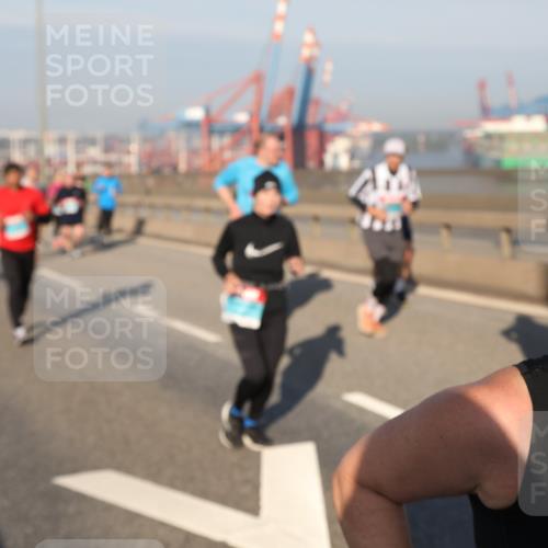 03.10.2025 - Köhlbrandbrückenlauf Yannick Fuchs http://msf.ph/oto/9179167 03.10.2025 08:51:42 Position 2  meine-sportfotos.de