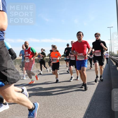 03.10.2025 - Köhlbrandbrückenlauf Yannick Fuchs http://msf.ph/oto/9179186 03.10.2025 11:19:06 Position 3 86, 4639 meine-sportfotos.de