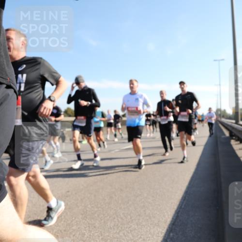 03.10.2025 - Köhlbrandbrückenlauf Yannick Fuchs http://msf.ph/oto/9179199 03.10.2025 11:19:07 Position 3  meine-sportfotos.de