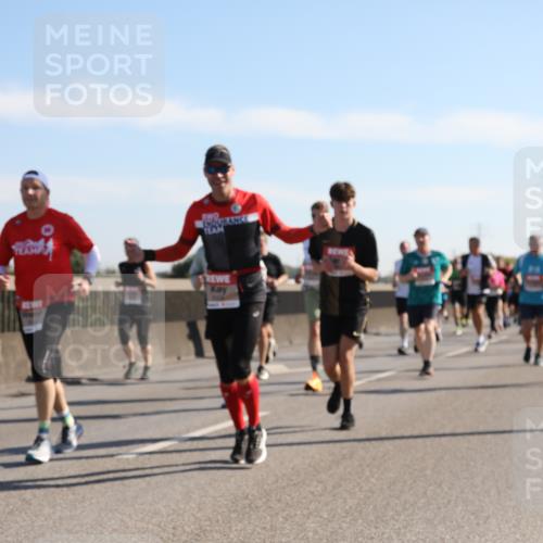 03.10.2025 - Köhlbrandbrückenlauf Yannick Fuchs http://msf.ph/oto/9179243 03.10.2025 11:19:12 Position 3  meine-sportfotos.de