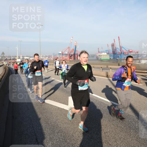 03.10.2025 - Köhlbrandbrückenlauf Yannick Fuchs http://msf.ph/oto/9179251 03.10.2025 08:51:51 Position 2 2180 meine-sportfotos.de