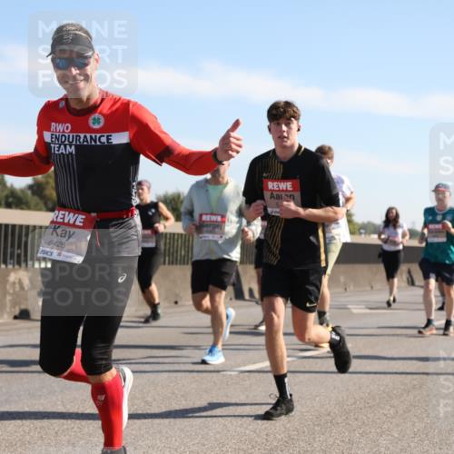 03.10.2025 - Köhlbrandbrückenlauf Yannick Fuchs http://msf.ph/oto/9179255 03.10.2025 11:19:13 Position 3 6428 meine-sportfotos.de