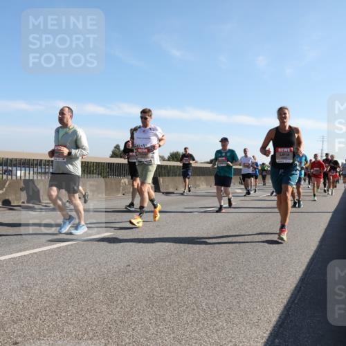 03.10.2025 - Köhlbrandbrückenlauf Yannick Fuchs http://msf.ph/oto/9179266 03.10.2025 11:19:15 Position 3  meine-sportfotos.de